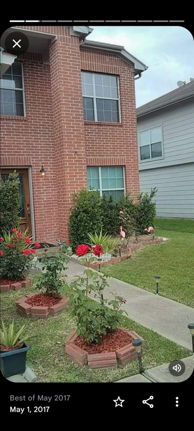 EAGLEWOOD FRONT ENTRANCE