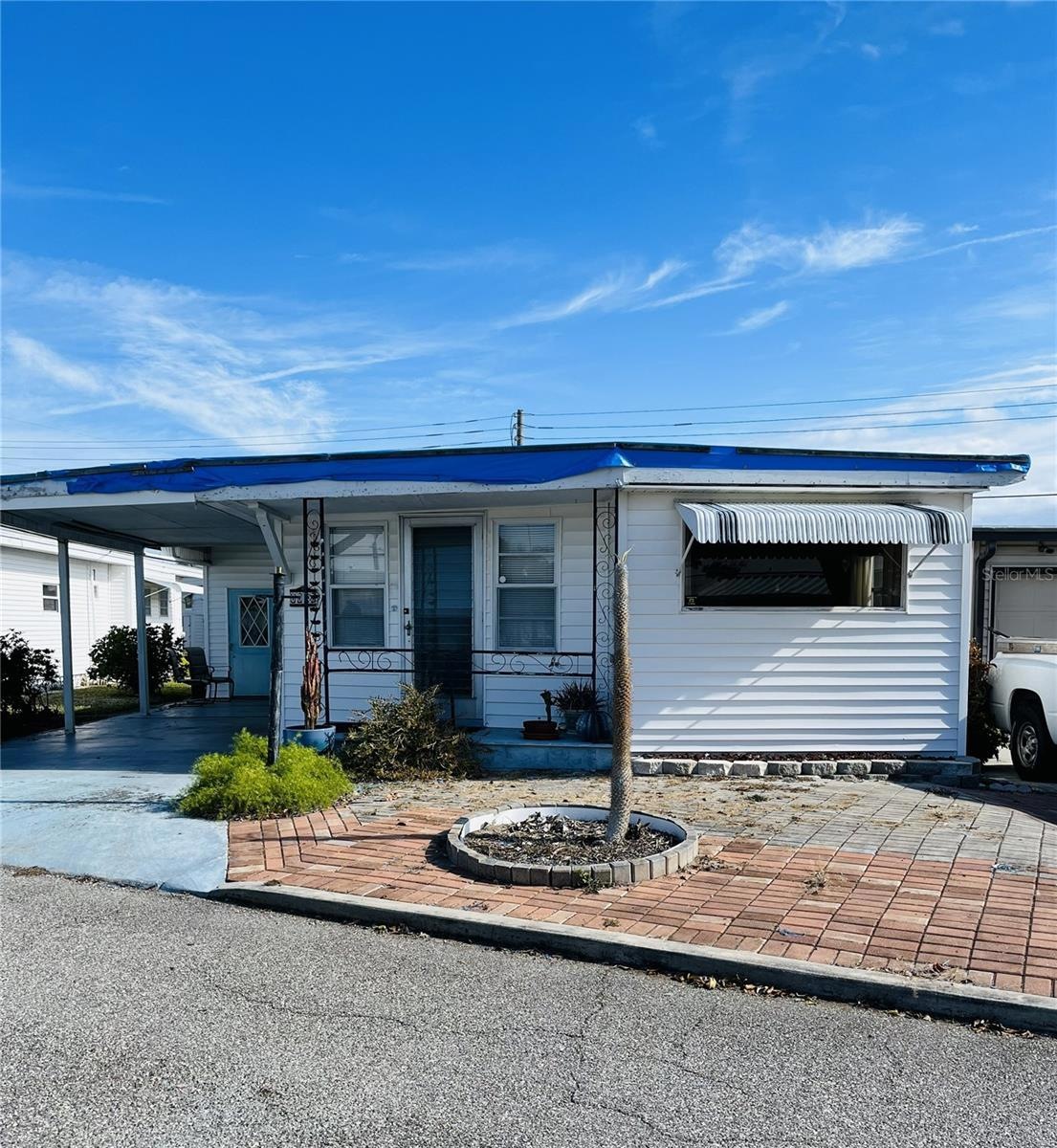 6605 Connecticut St, Sarasota, FL 34243 - photo 1