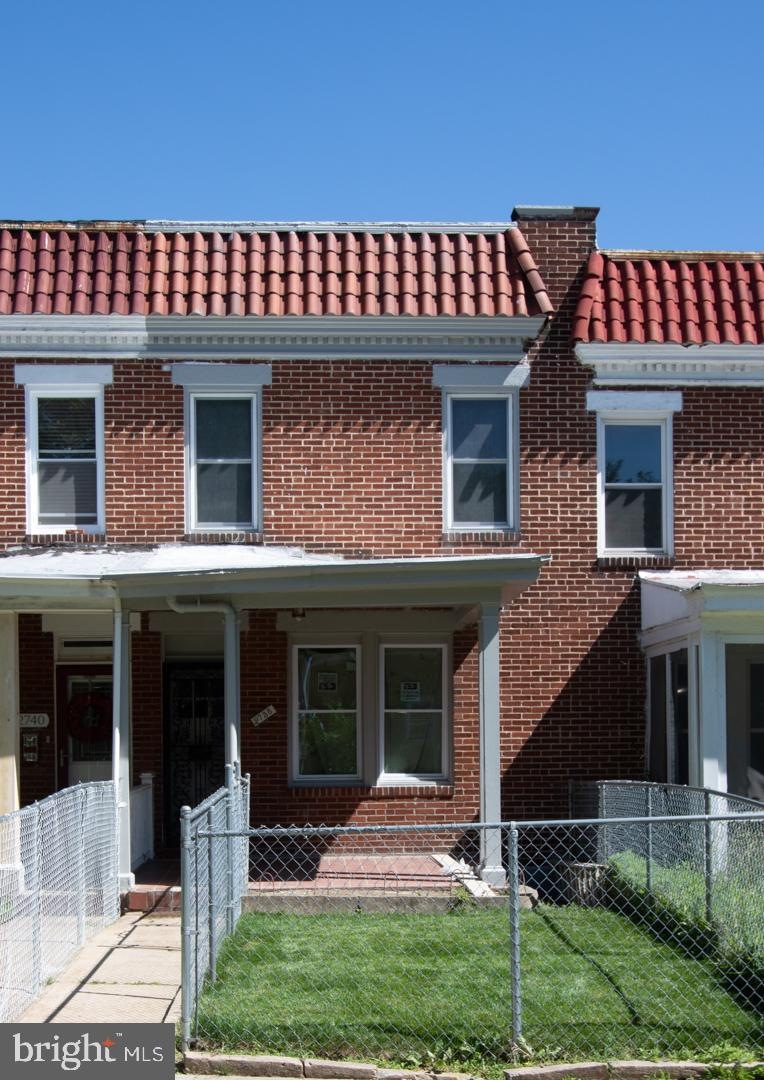 2738 Ellicott Dr, Baltimore, MD 21216 - photo 1