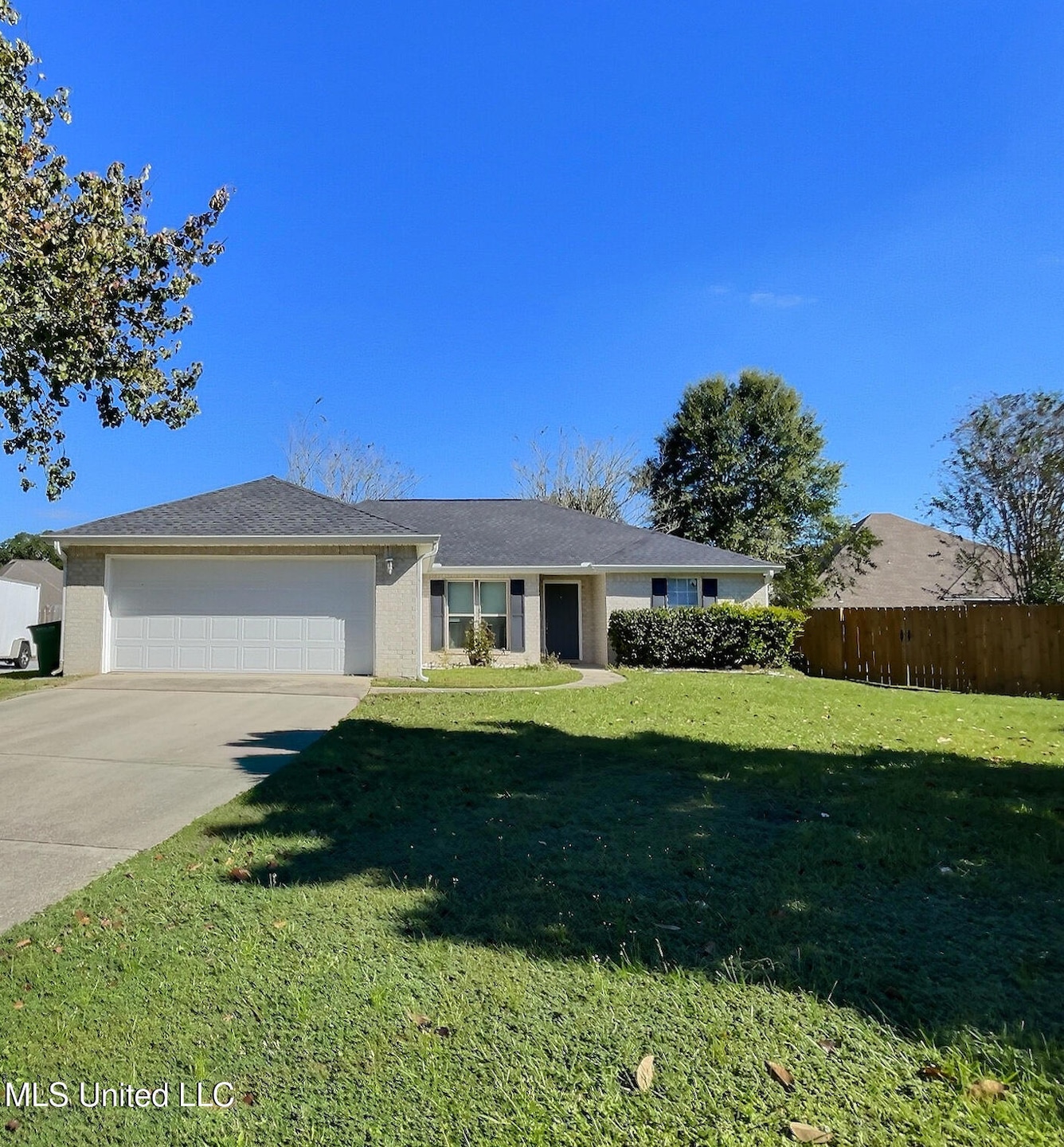 8133 Rue Hollifield, Ocean Springs, MS 39564 - photo 1