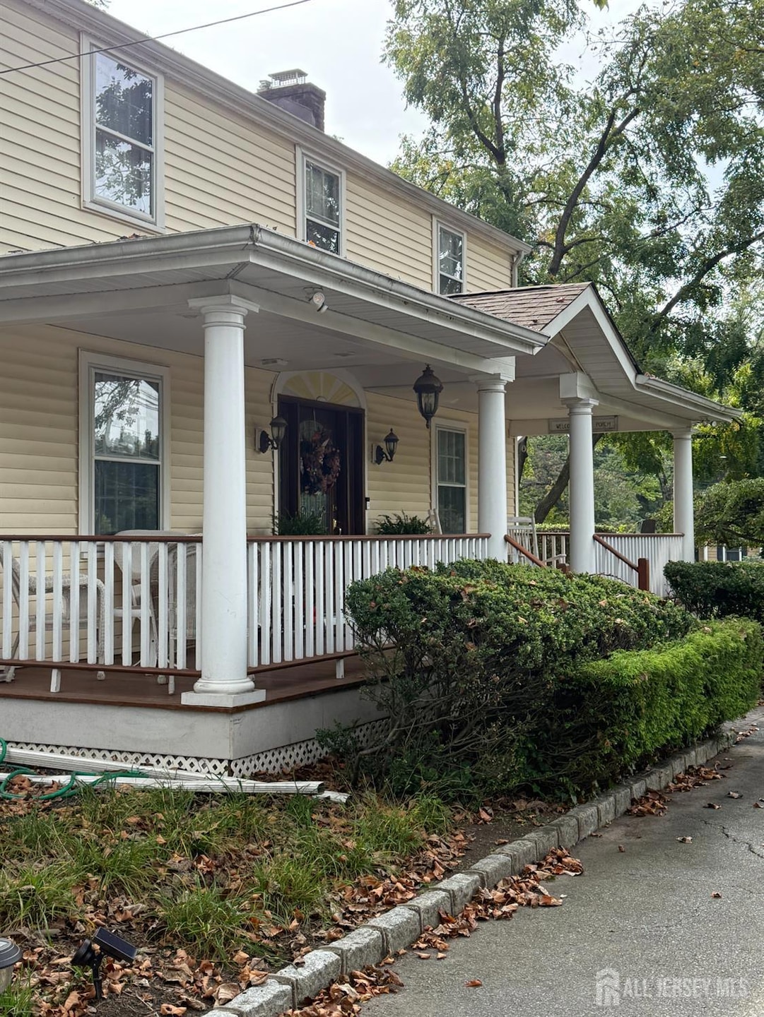 Under Contract $1,250,000