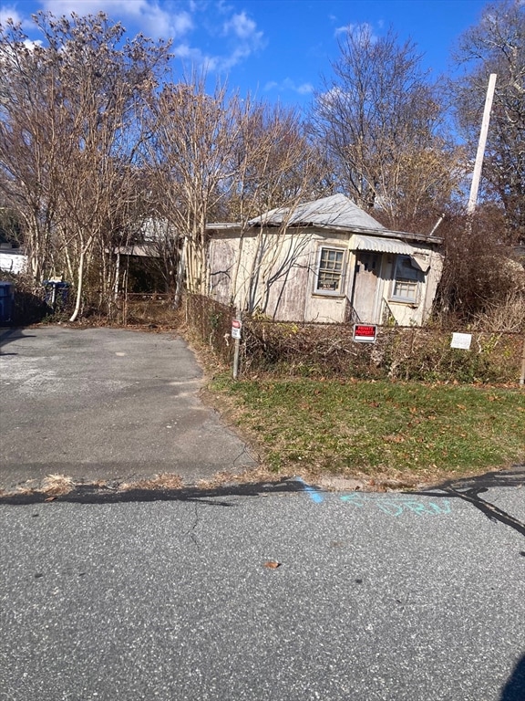 40 Highland Ave, Fairhaven, MA 02719 - photo 1