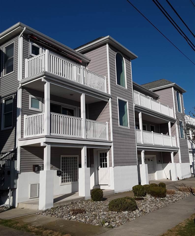 426 W Garfield Ave unit 100, Wildwood, NJ 08260 - photo 1