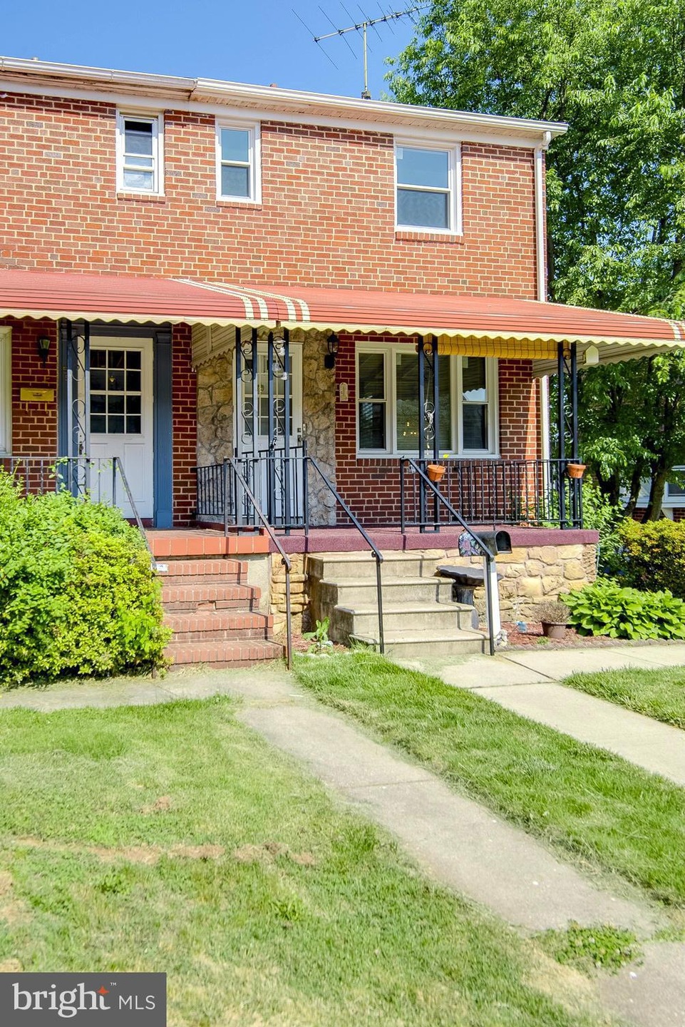 5909 Plumer Ave, Baltimore, MD 21206 - photo 1