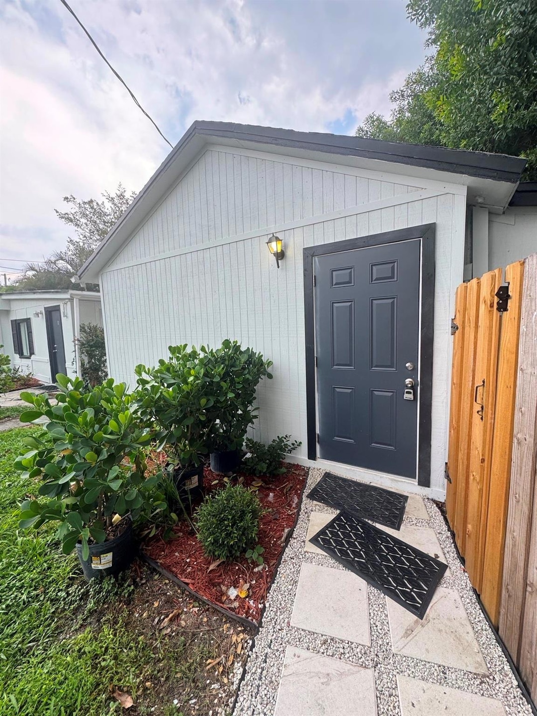 626 37th St unit C, West Palm Beach, FL 33407 - photo 1