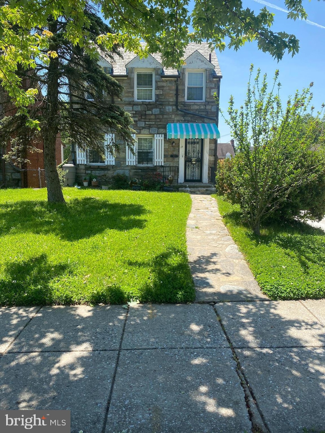 13 McDonald Place NE, Washington, DC 20011 - photo 1