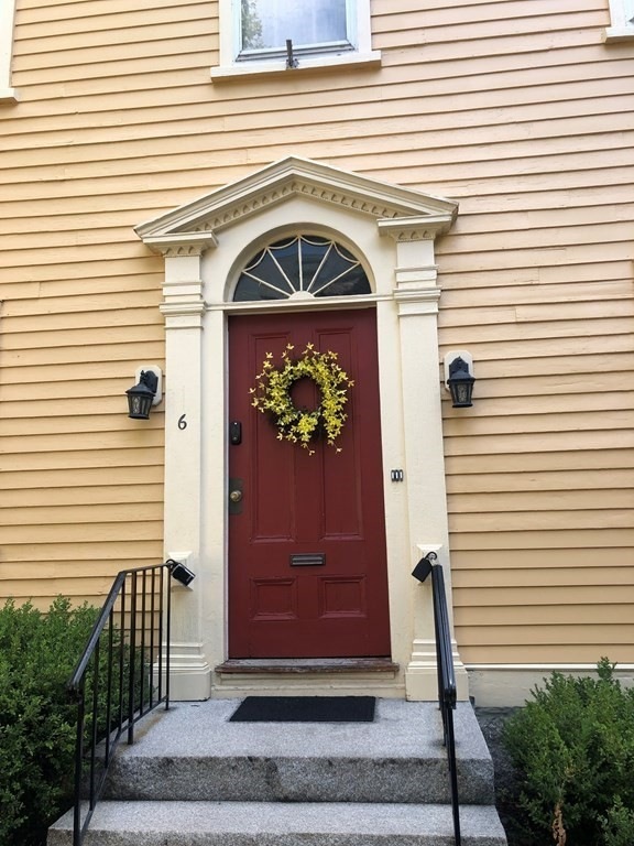 6 Andrew St unit 2, Salem, MA 01970 - photo 1