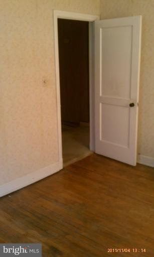 8609 Willow Oak Rd, Parkville, MD 21234 - photo 1