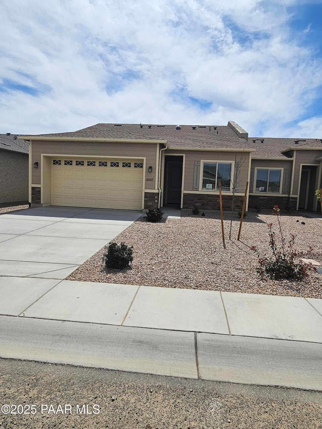 For Sale $436,900 • Co-Listing Agent