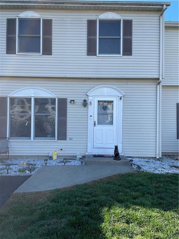 8 Melucci Ct, West Haverstraw, NY 10993 - photo 1
