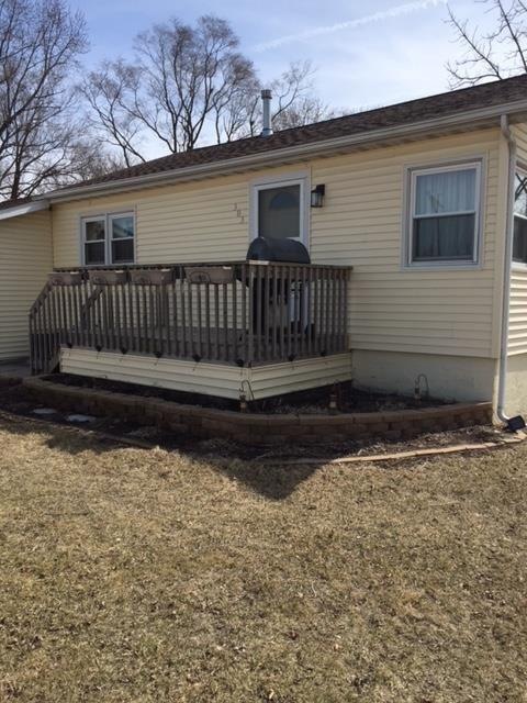 303 W Clark St, Hiawatha, IA 52233 - photo 1