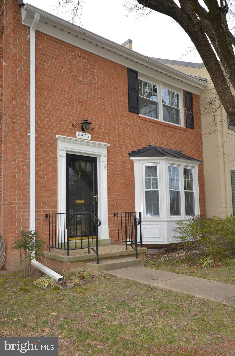 8403 Forrester Blvd, Springfield, VA 22152 - photo 1