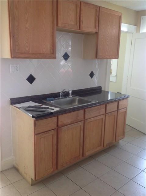 889 Central Ave unit 1, Bridgeport, CT 06607 - photo 1