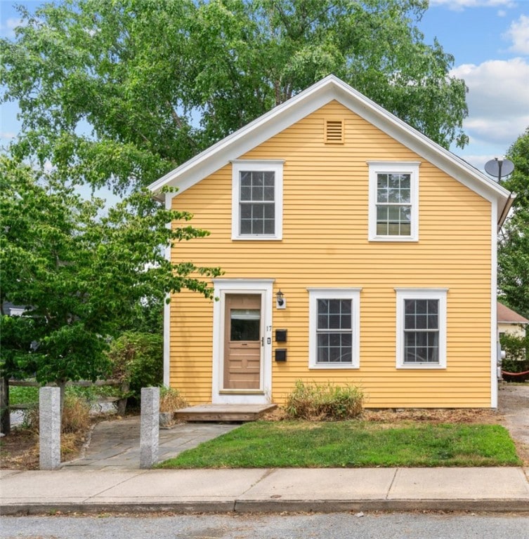 17 Pine St, Wakefield, RI 02879 - photo 1