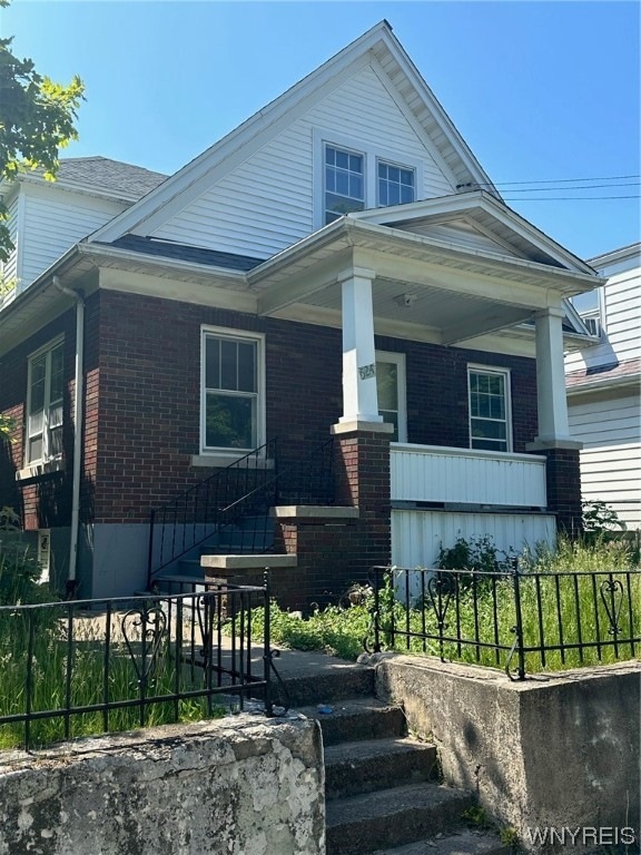 524 16th St, Niagara Falls, NY 14301 - photo 1