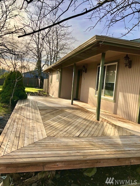 1340 Semanski St, Enumclaw, WA 98022 - photo 1