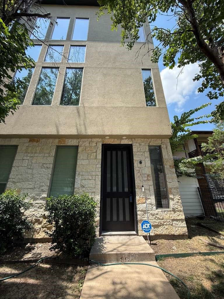 1600 N Haskell Ave unit 6, Dallas, TX 75204 - photo 1