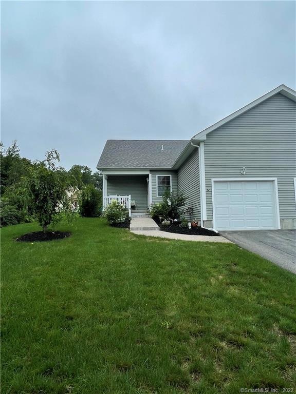 52 Falcon Way unit 52, Killingly, CT 06241 - photo 1