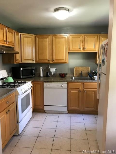 18 Clarmore Dr unit 1B, Norwalk, CT 06850 - photo 1