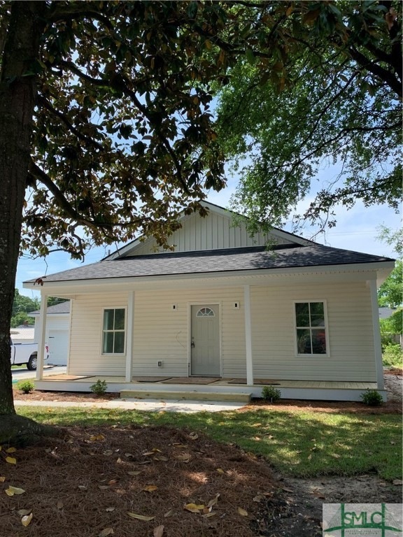 2123 E 38th St, Savannah, GA 31404 - photo 1