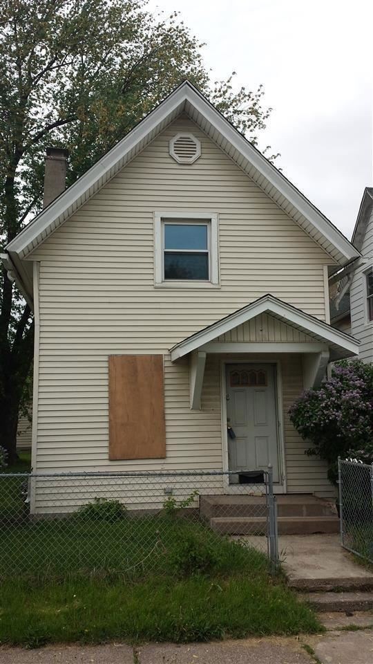 1816 W 4th St, Davenport, IA 52802 - photo 1