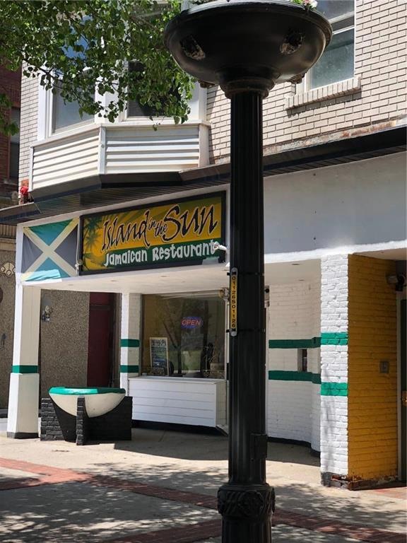 921 W Hamilton St unit 2A, Allentown, PA 18101 - photo 1