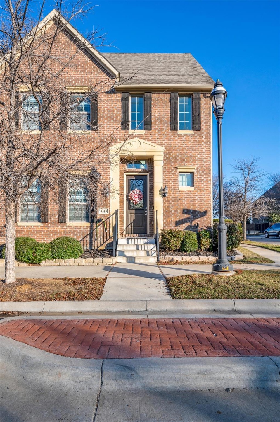 8213 Main St, North Richland Hills, TX 76182 - photo 1