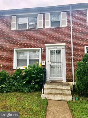 4889 Melbourne Rd, Baltimore, MD 21229 - photo 1