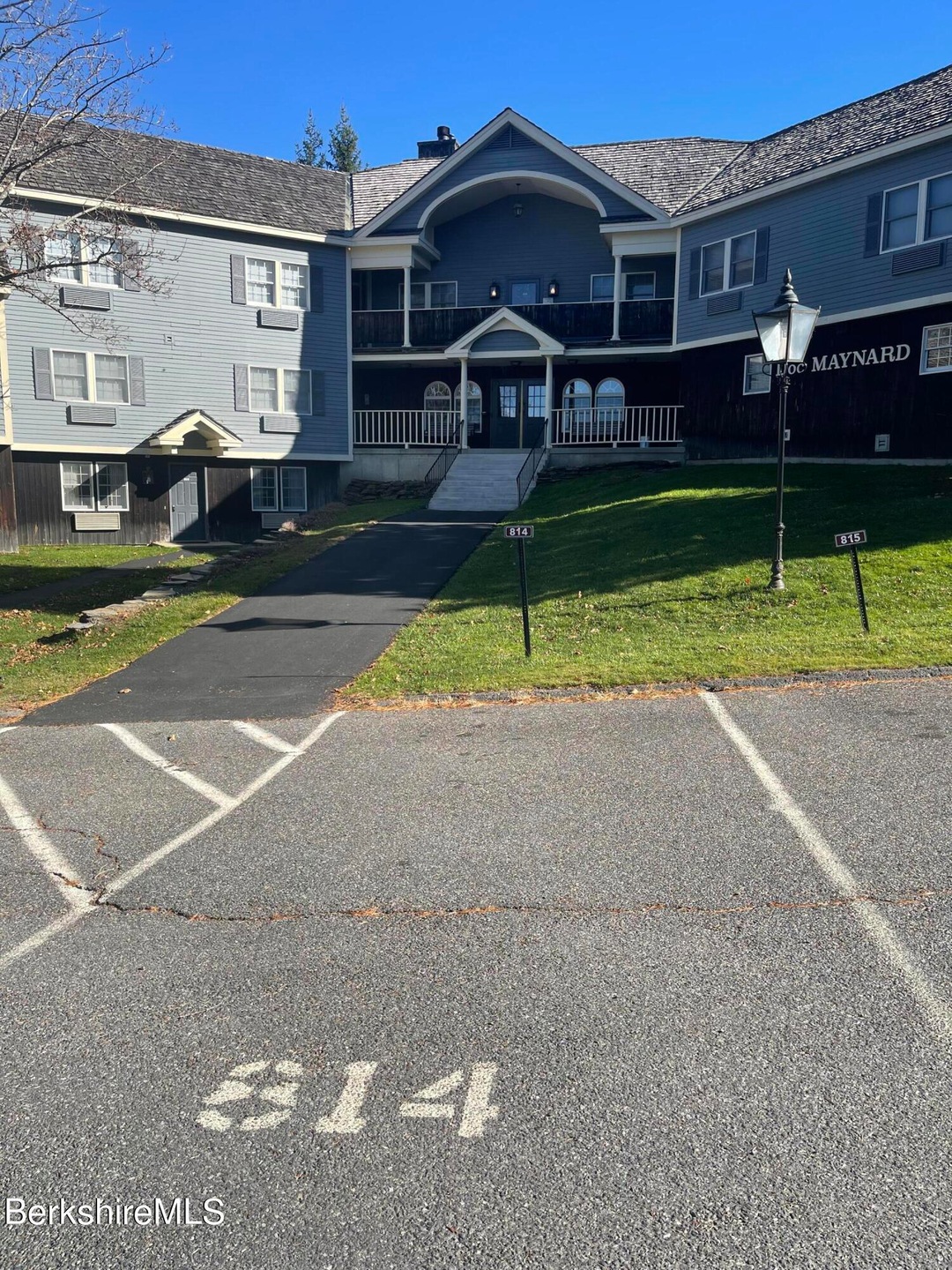 Private Parking Spot