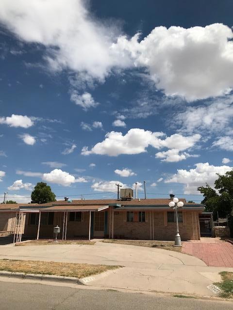 7823 Broadway Dr, El Paso, TX 79915 - photo 1