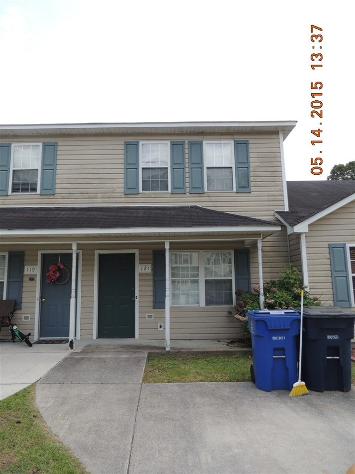 121 Croatan Ct, Jacksonville, NC 28546 - photo 1