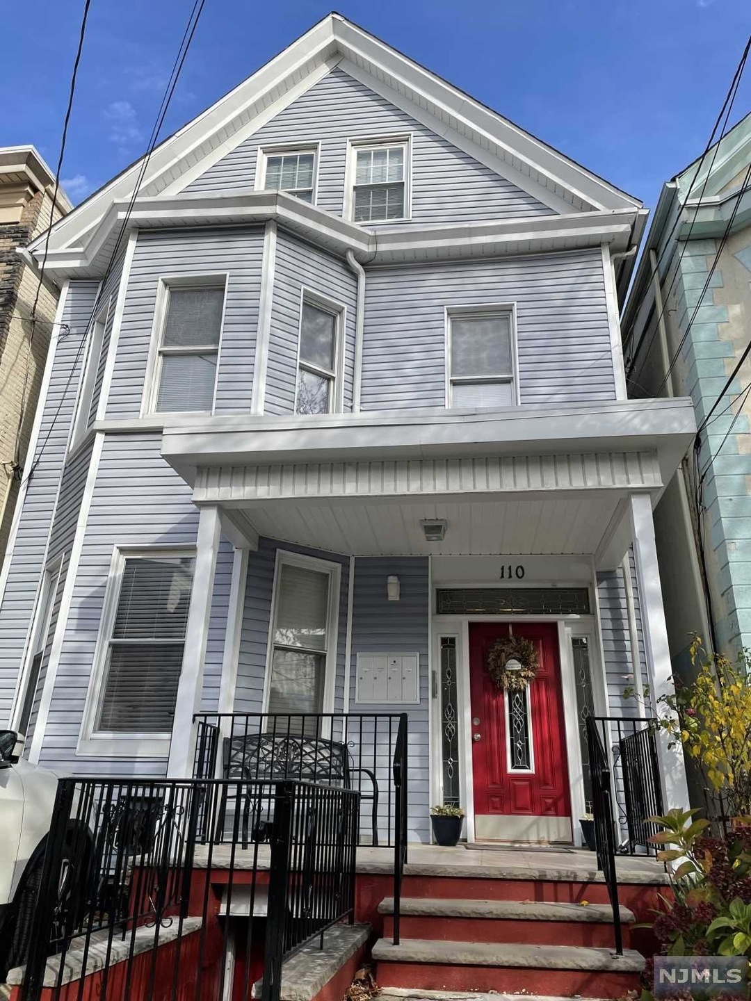 110 Oak St unit 2, Weehawken, NJ 07086 - photo 1