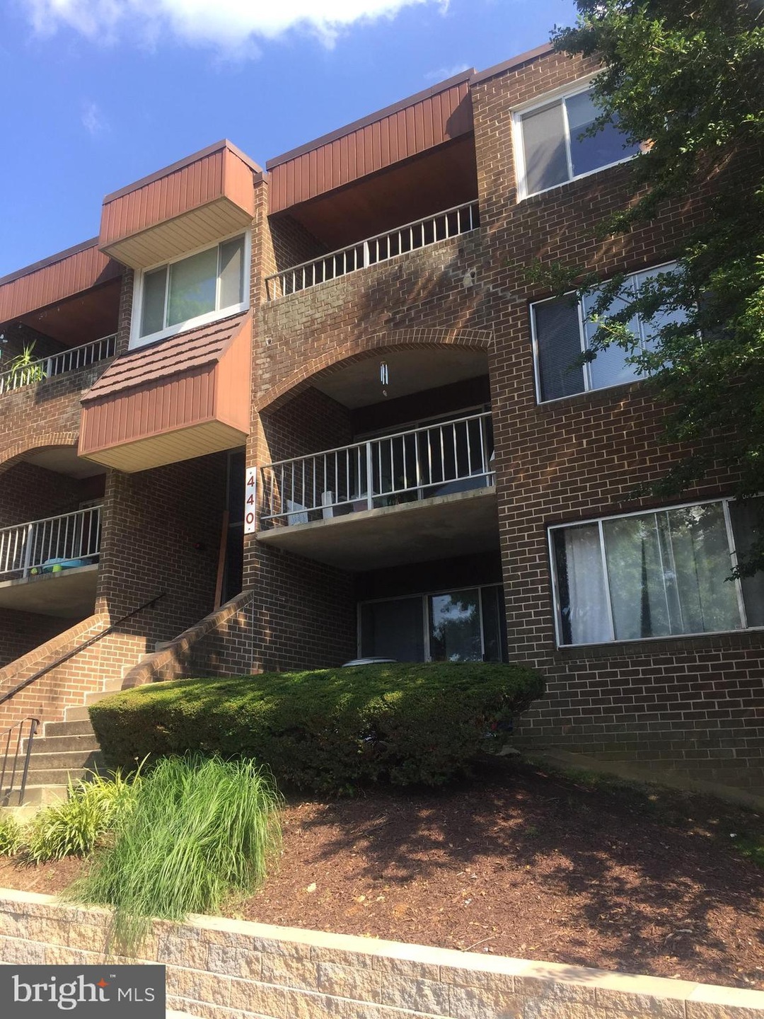 440 Girard St unit 103, Gaithersburg, MD 20877 - photo 1