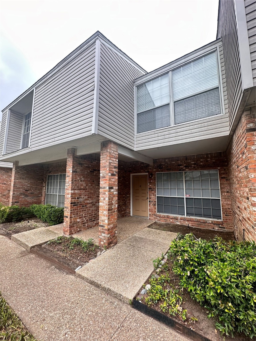 12921 Abrams Rd unit 407, Dallas, TX 75243 - photo 1