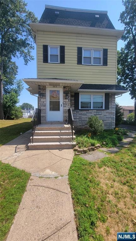 202 Boiling Springs Ave unit 2, East Rutherford, NJ 07073 - photo 1