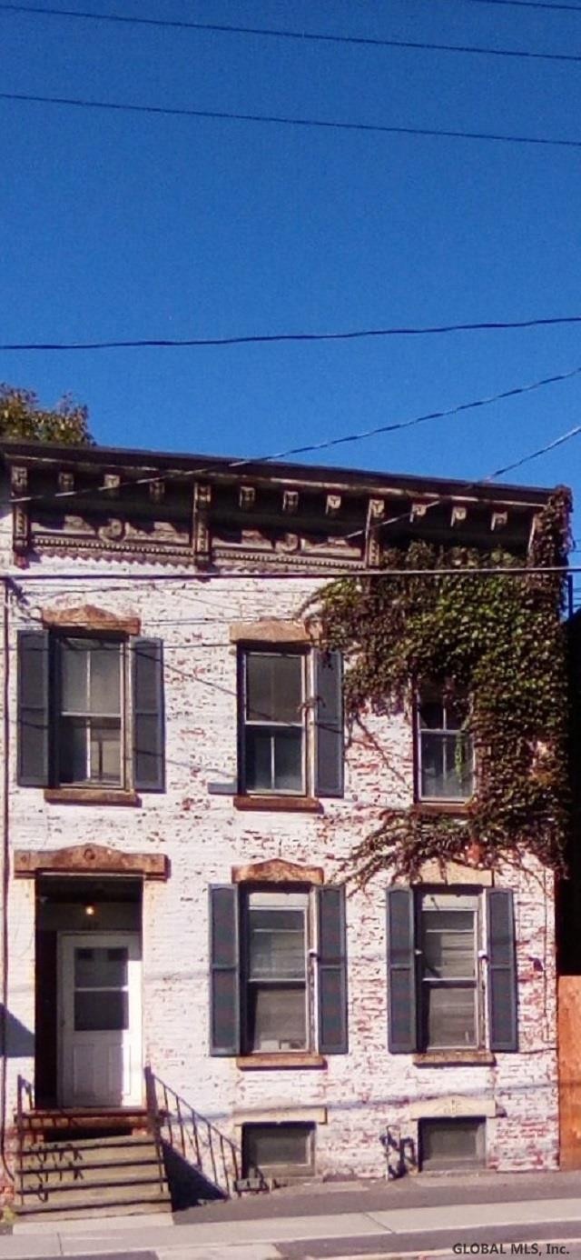 107 N Lake Ave, Albany, NY 12206 - photo 1