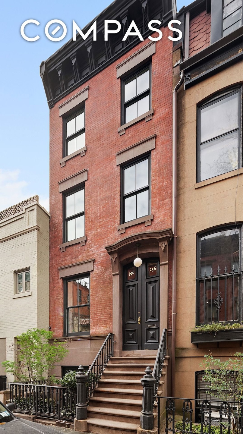 256 W 4th St, New York, NY 10014 - photo 1