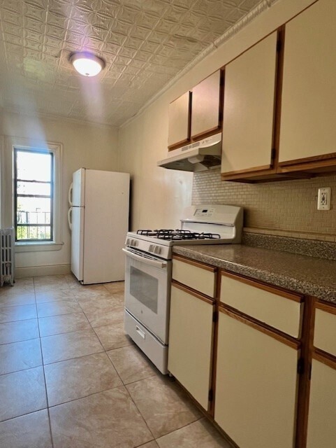 unlisted-address, Brooklyn, NY 11238 - photo 1