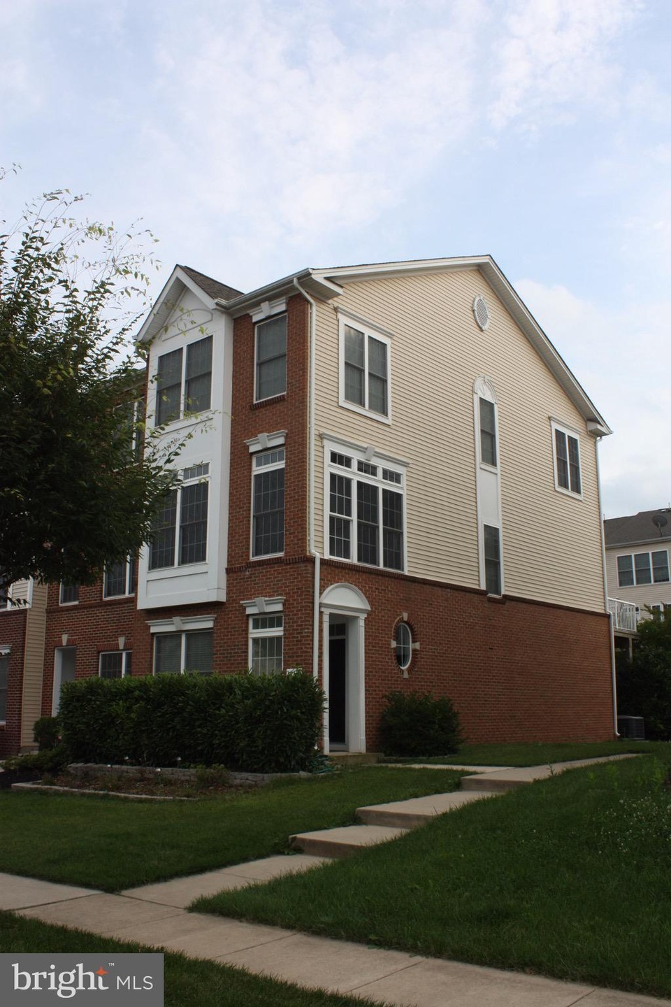 42601 Pine Forest Dr, Chantilly, VA 20152 - photo 1