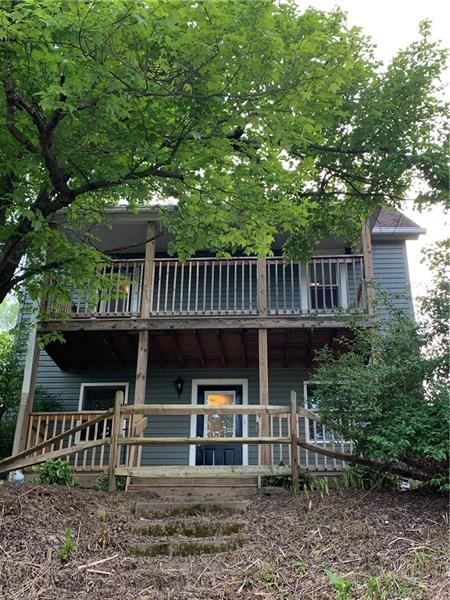 Front view of home