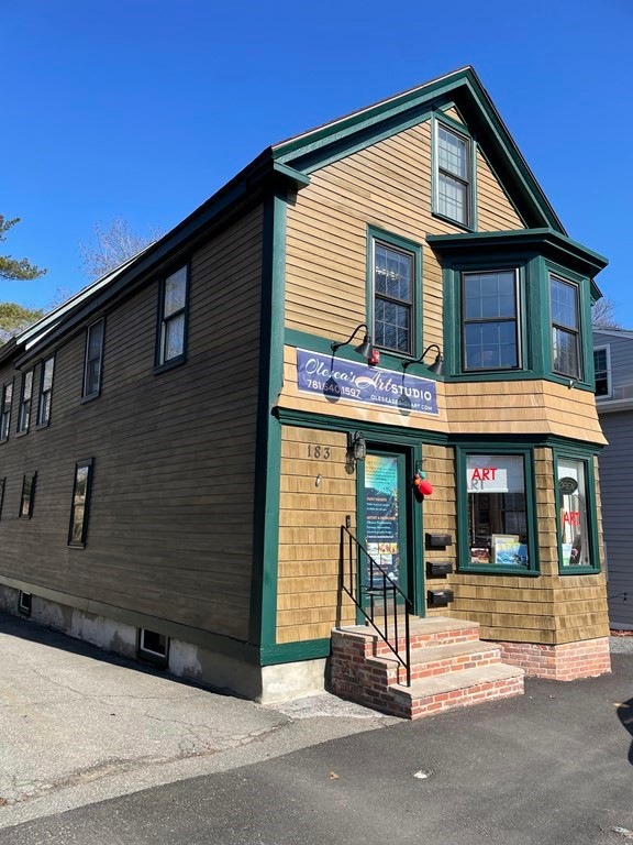 183 Pleasant St unit 2, Marblehead, MA 01945 - photo 1