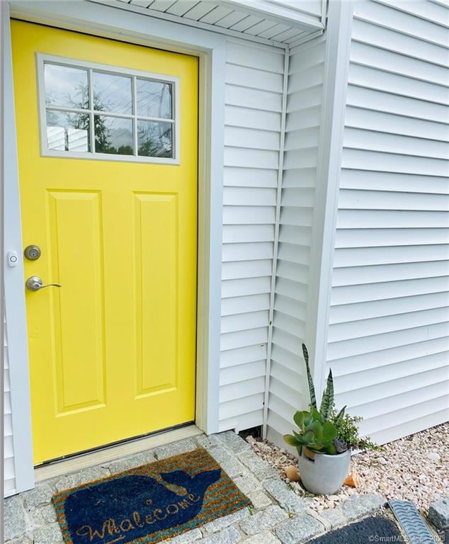 1084 Fairfield Beach Rd, Fairfield, CT 06824 - photo 1