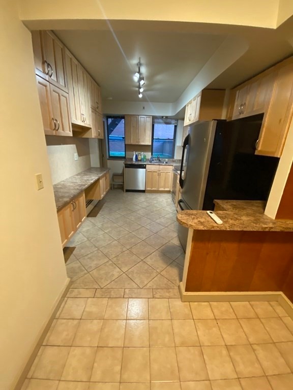 3 Lewis St unit 1, Boston, MA 02109 - photo 1