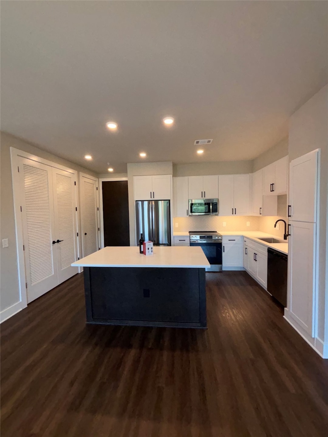 3255 Carlisle St unit 2418, Dallas, TX 75204 - photo 1