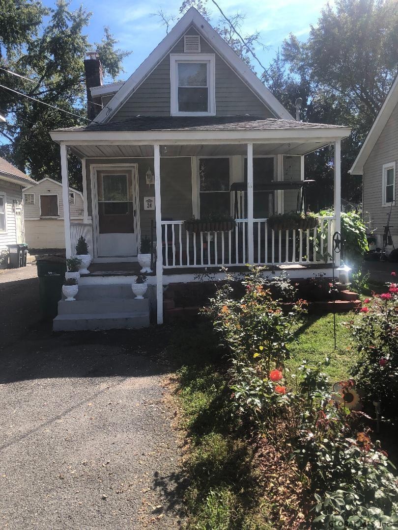 24 Hampton Ave, Rensselaer, NY 12144 - photo 1