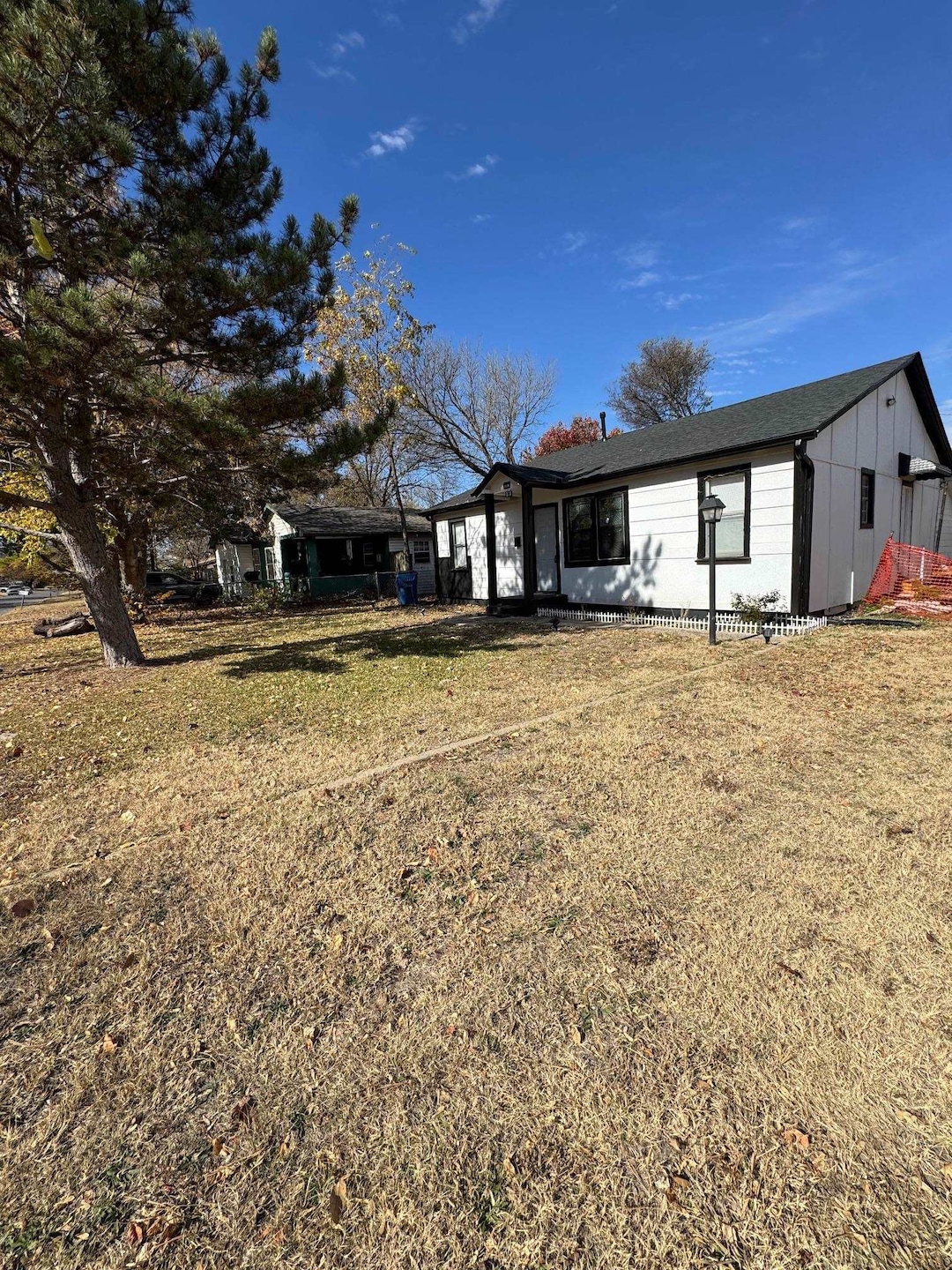 203 E Spruce Ave, Duncan, OK 73533 - photo 1