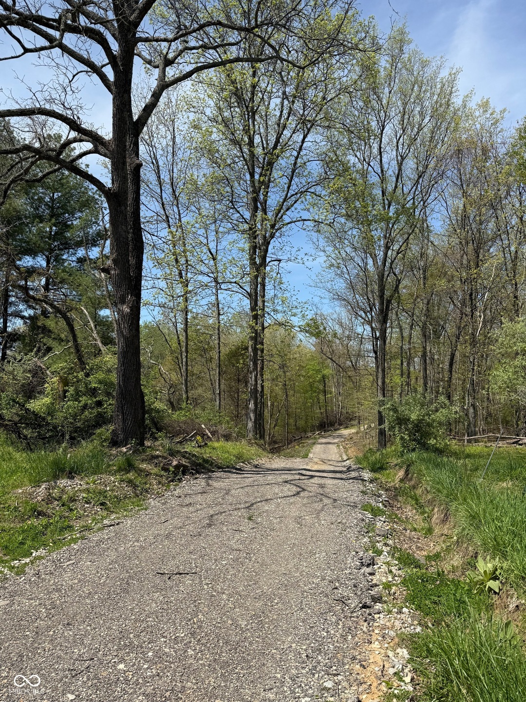 8448 E Dobbs Cemetary Rd, Columbus, IN 47201 - photo 1