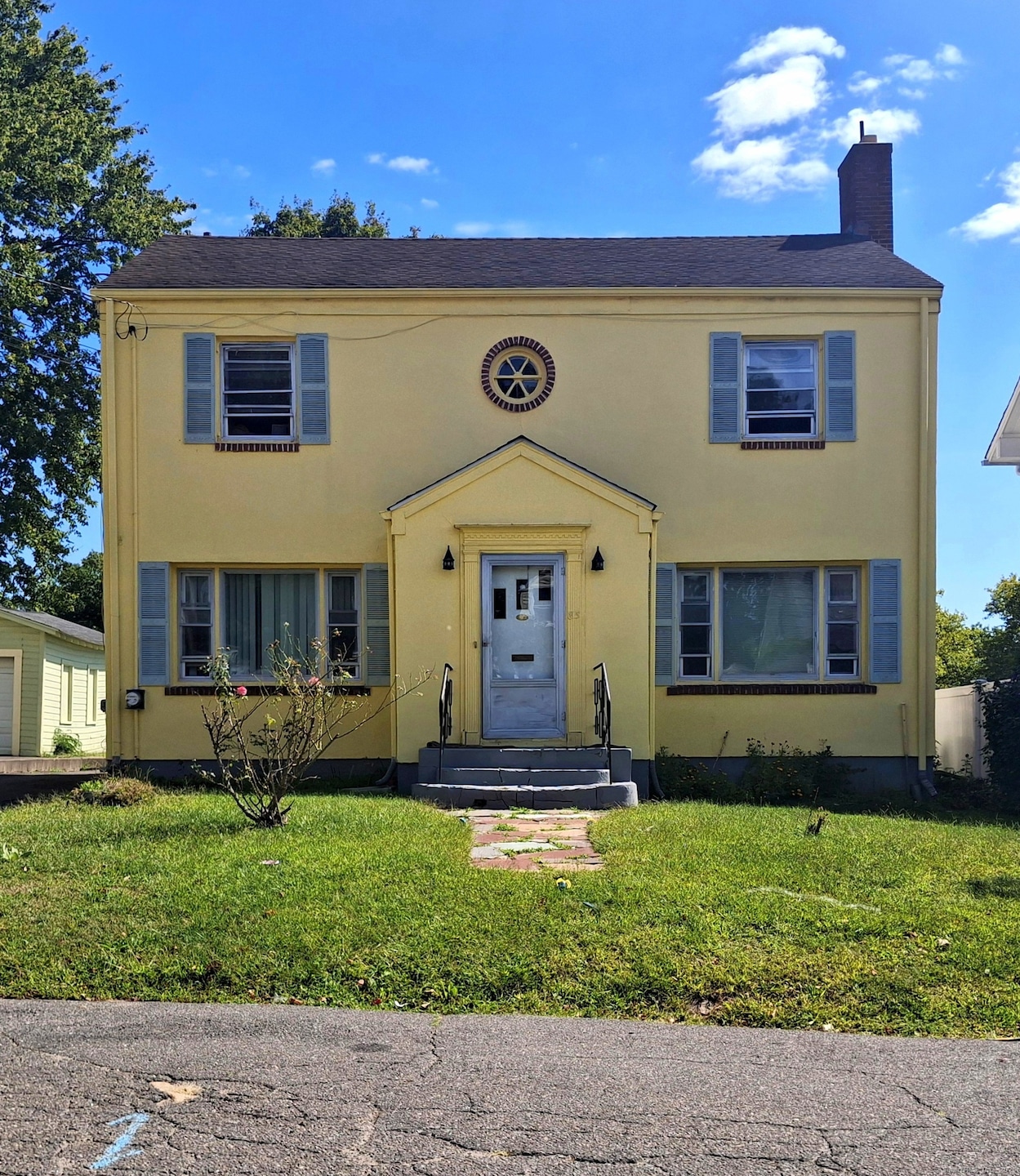 81 Oxford St, Bridgeport, CT 06606 - photo 1