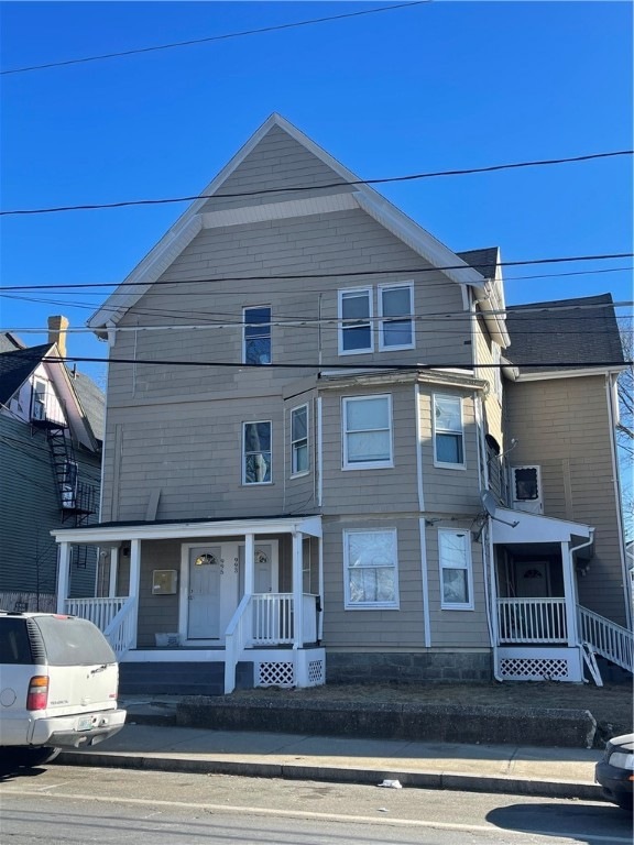 993 Social St, Woonsocket, RI 02895 - photo 1