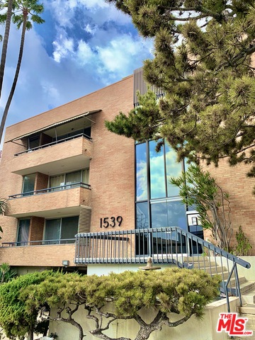 1539 N Laurel Ave unit 104, Los Angeles, CA 90046 - photo 1